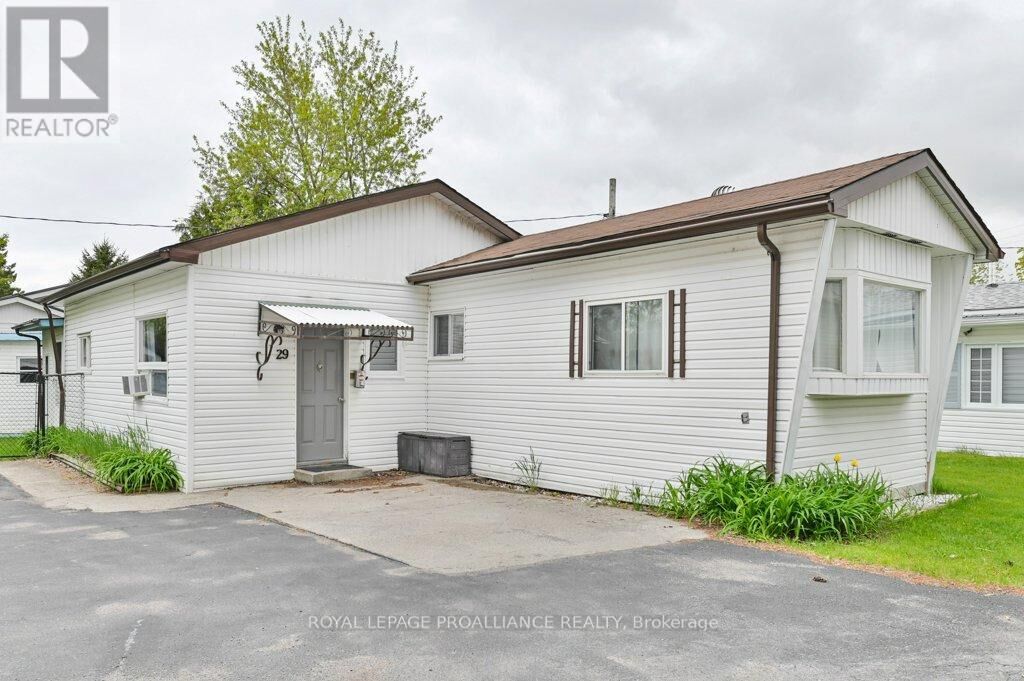 Property Photo:  63 Whites Road 29  ON K8V 5P5 