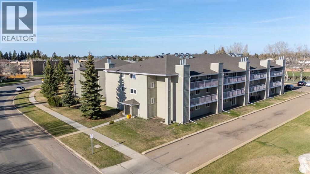 Property Photo:  3007 57A Ave  AB T9V 1W5 