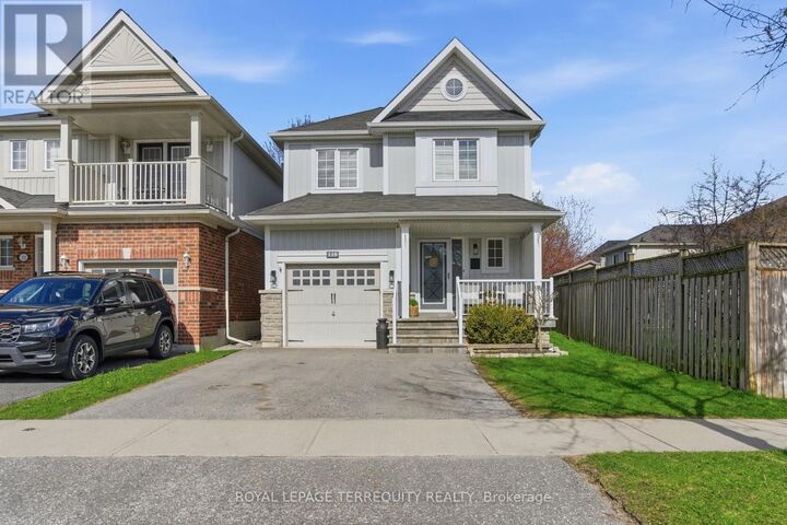 Property Photo:  119 Argent Street  ON L1C 0C4 