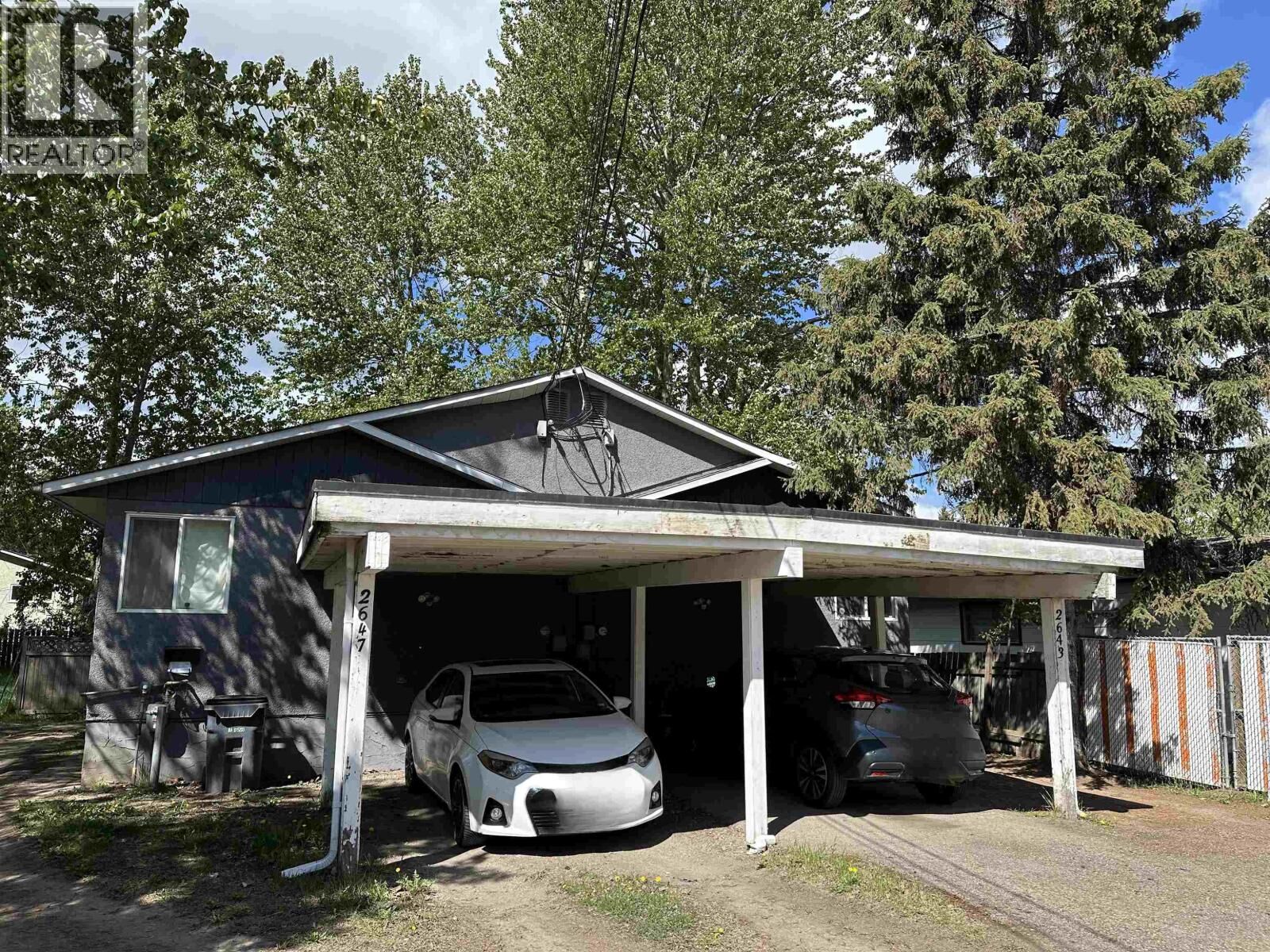 Property Photo: 2647 Oak Street BC V2L 2A5