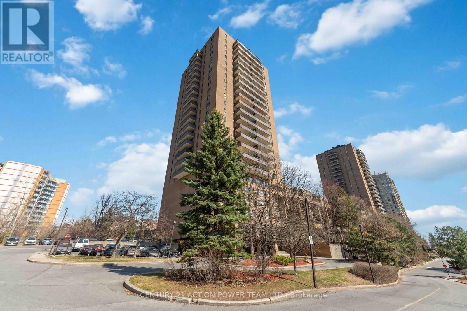 Property Photo:  505 505 St Laurent Boulevard 903  ON K1K 3X4 