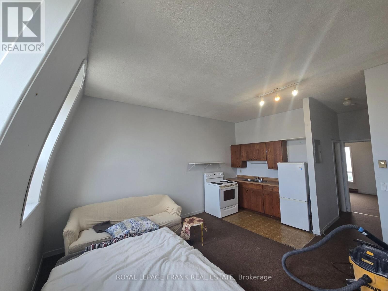 Property Photo:  15 King Street East  ON L1C 1N1 