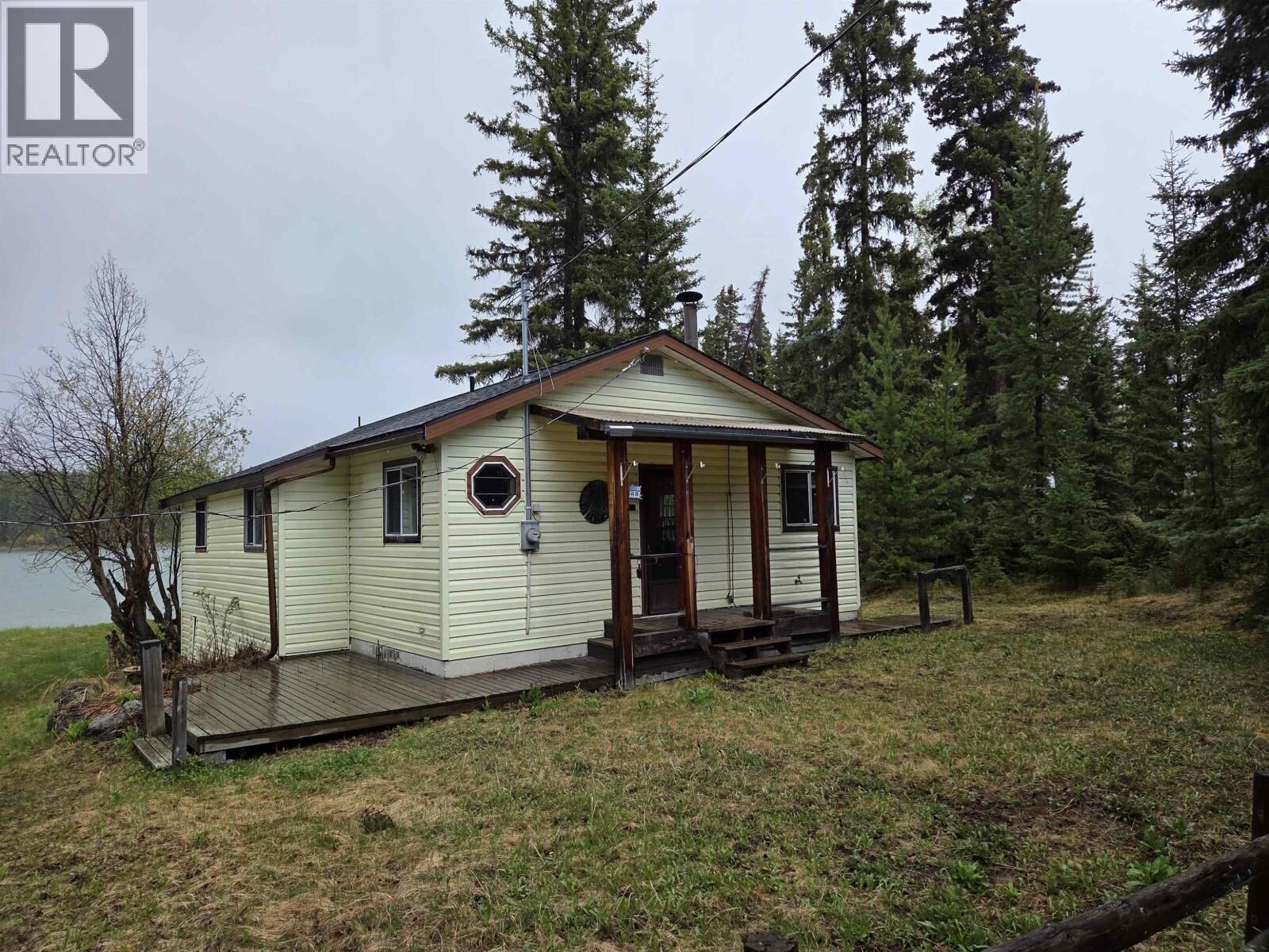 Property Photo: 7547 Edall Bay Road BC V0K 1X1