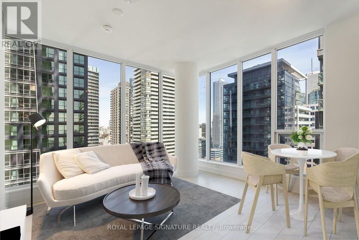 Property Photo:  35 Mercer Street 2514  ON M5V 0T8 