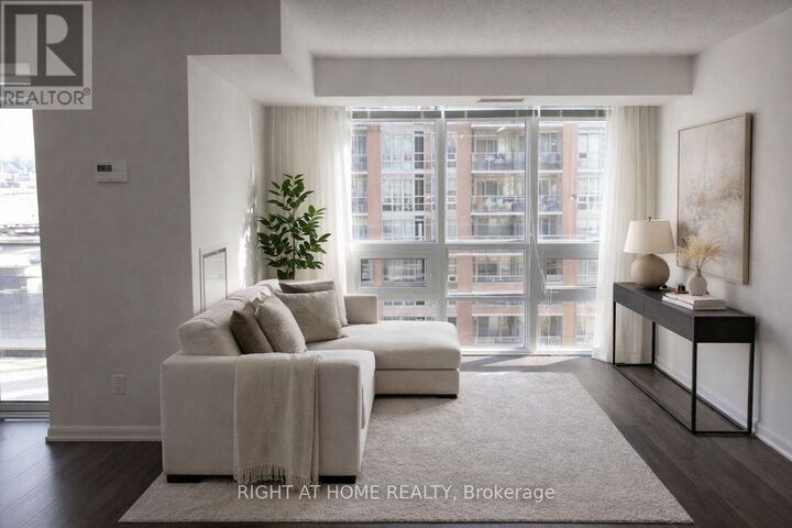 Property Photo:  75 East Liberty Street 1216  ON M6K 3R3 