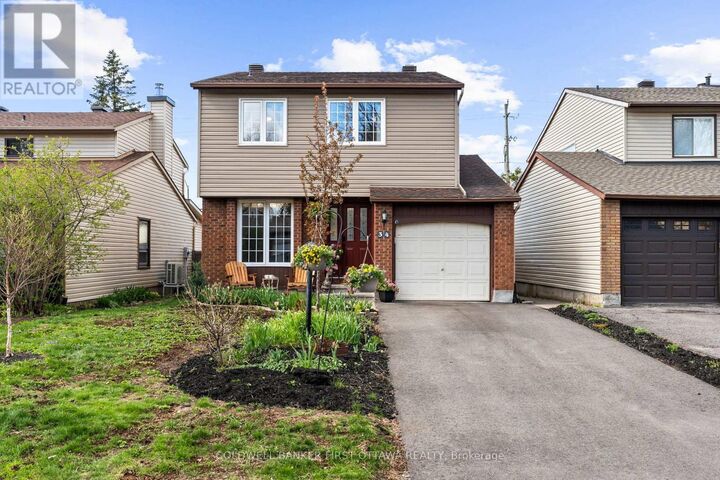 Property Photo:  34 Melville Drive  ON K2J 2E9 