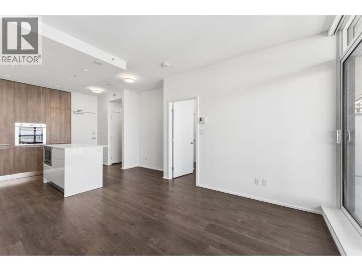 Property Photo:  4510 Halifax Way 3709  BC V5C 0K4 