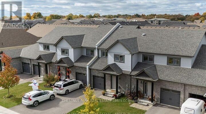 Property Photo:  43 Curtis Street  ON K0K 2T0 