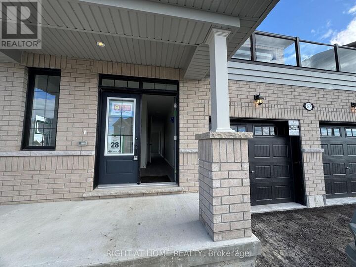 Property Photo:  62 Debois St Main Unit Street  ON K9V 6A9 