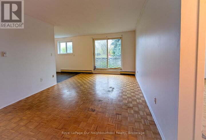 Property Photo:  108 Victoria Street West  ON L1N 1B7 