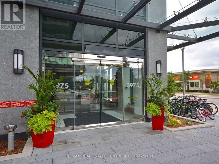 Property Photo:  3975 Grand Park Drive 204  ON L5B 4M6 