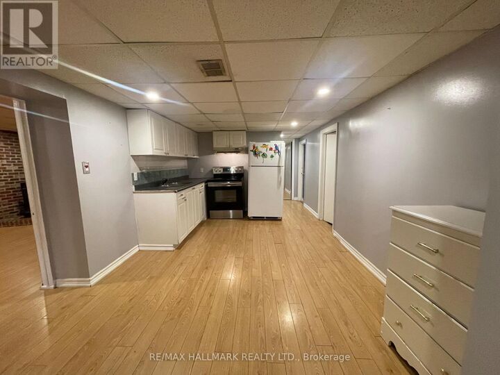 Property Photo:  116 Cartier Crescent Basement  ON L4C 2N6 