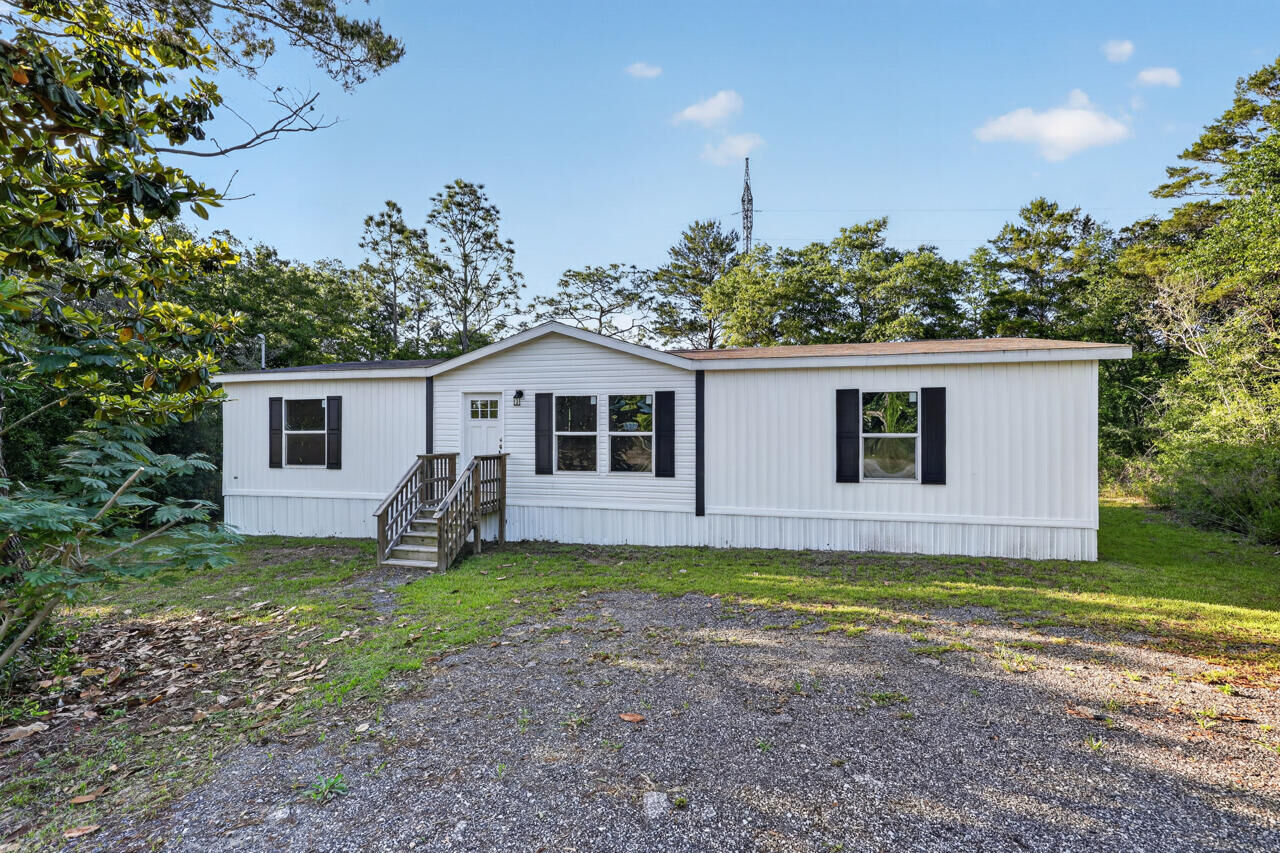 Property Photo:  158 W Violet Lane  FL 32433 