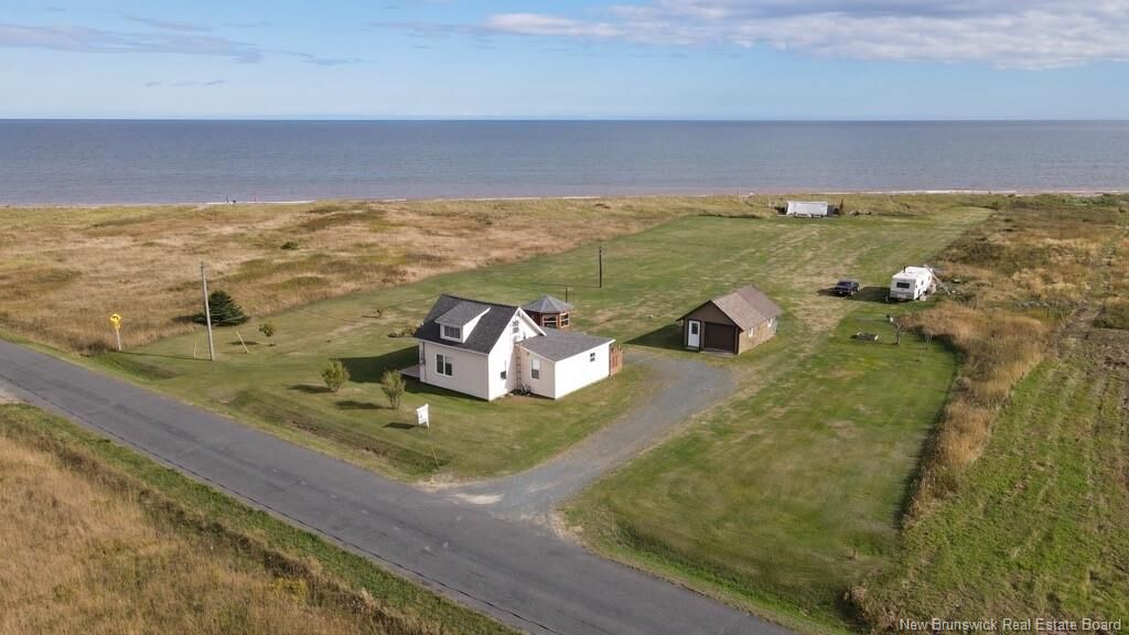 Property Photo:  1645 Ch. Wilson Point  NB E8T 2G8 
