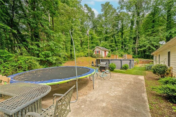 Property Photo:  2920 Ridge Court  GA 30041 