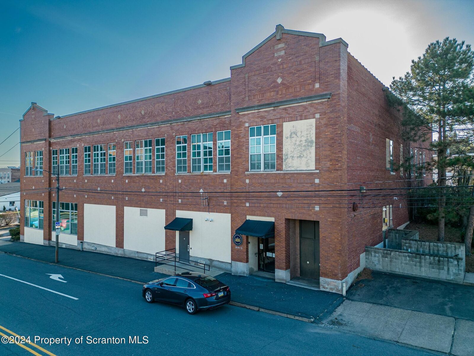 Property Photo:  438 Penn Avenue 211  PA 18503 