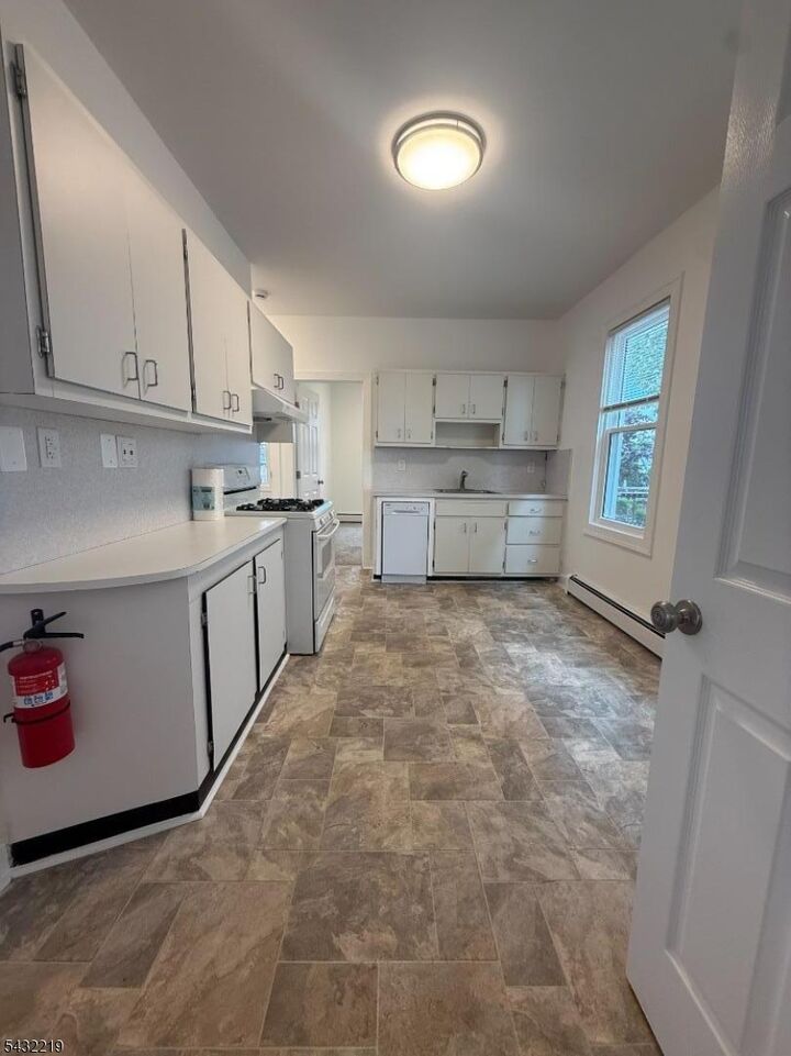 Property Photo:  120 Market St 1  NJ 07026 