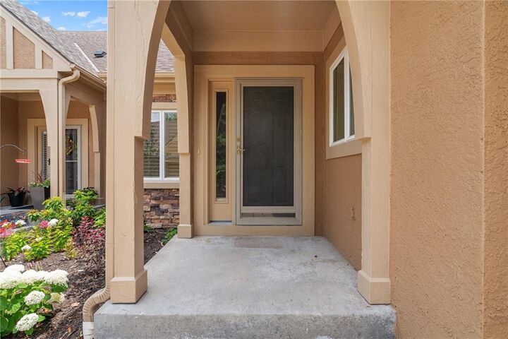 Property Photo:  14120 S Summit Street  KS 66062 