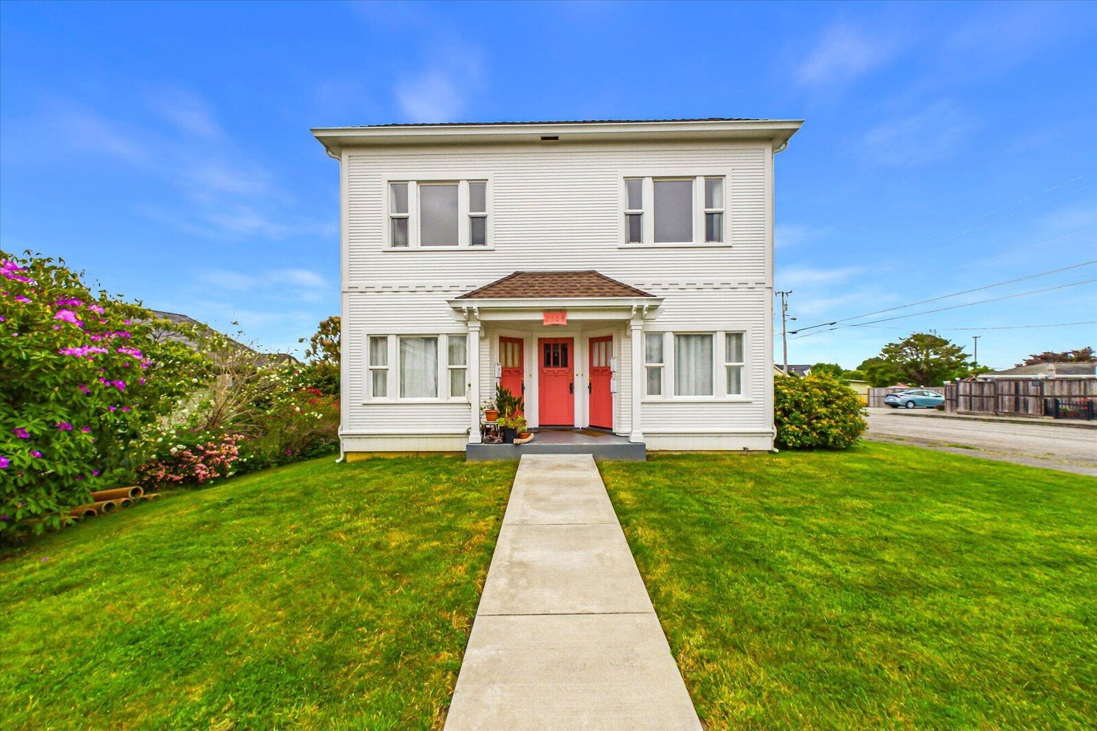 Property Photo:  2504 D Street  CA 95501 