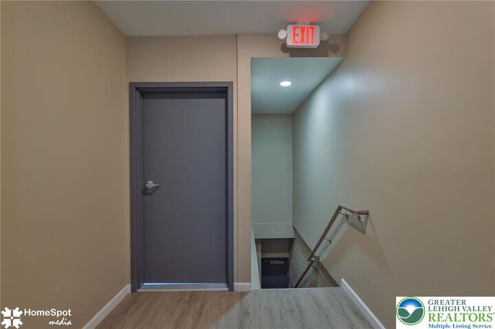 Property Photo:  1210 W Turner Street 1  PA 18104 