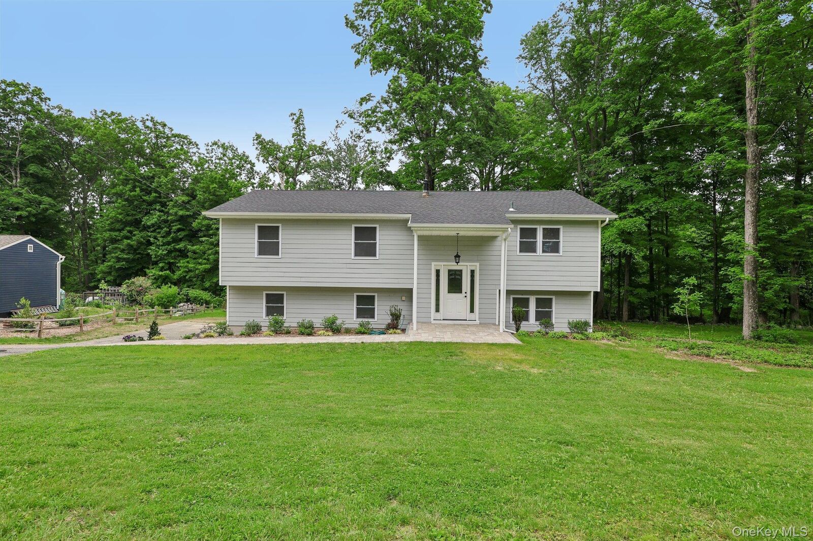 Property Photo: 2853 Hedwig Drive NY 10598