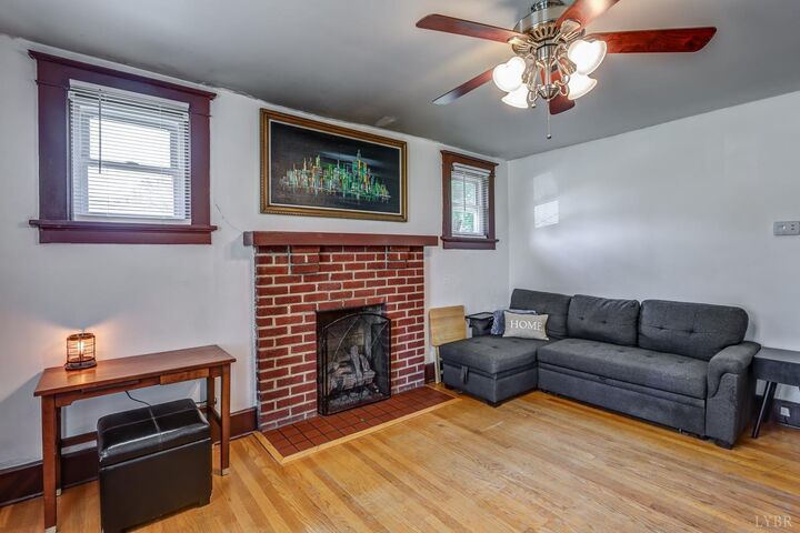 Property Photo:  1411 Radcliff Avenue  VA 24502 