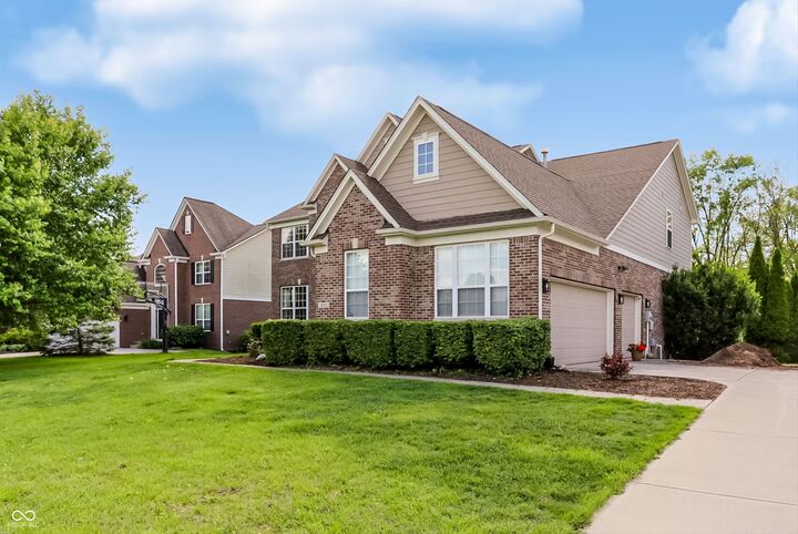 Property Photo:  2978 Stone Creek Drive  IN 46077 
