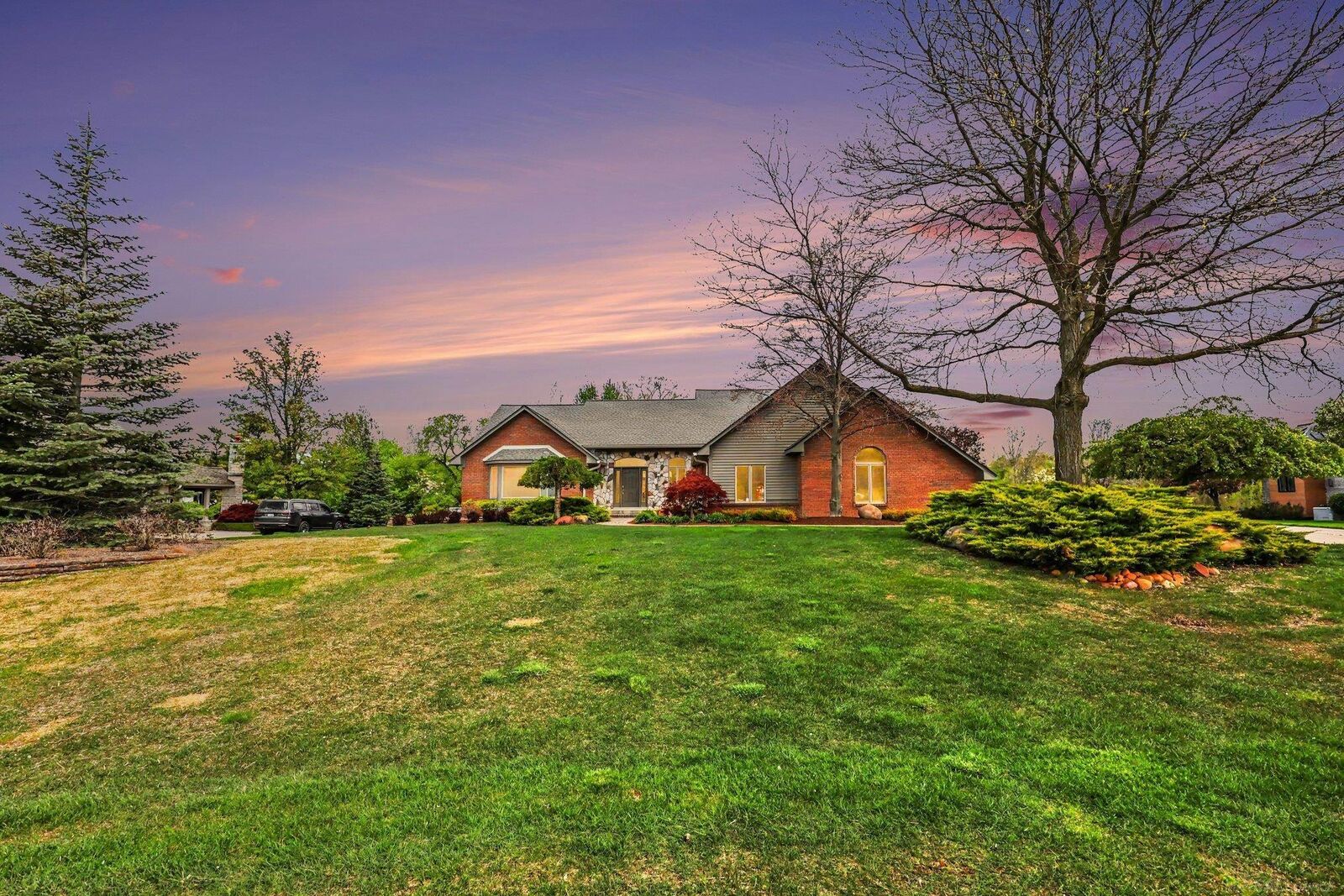 Property Photo:  7773 Frampton Drive  MI 48095 