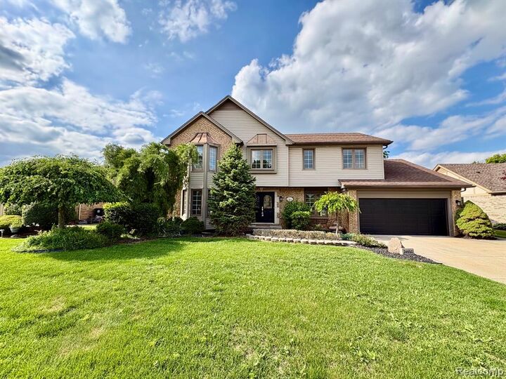Property Photo:  34650 Fairfax Drive  MI 48152 1142 