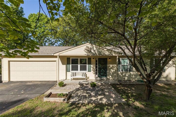 Property Photo: 6009 Jennifer Lane MO 63051