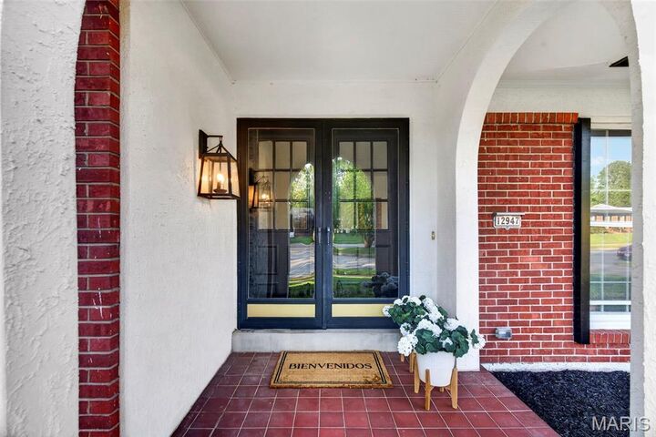 Property Photo:  12947 Ballantine Court  MO 63146 