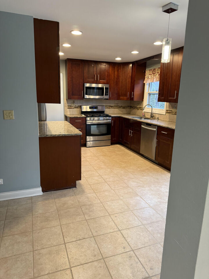 Property Photo:  1471 Brandywyn Lane  IL 60089 