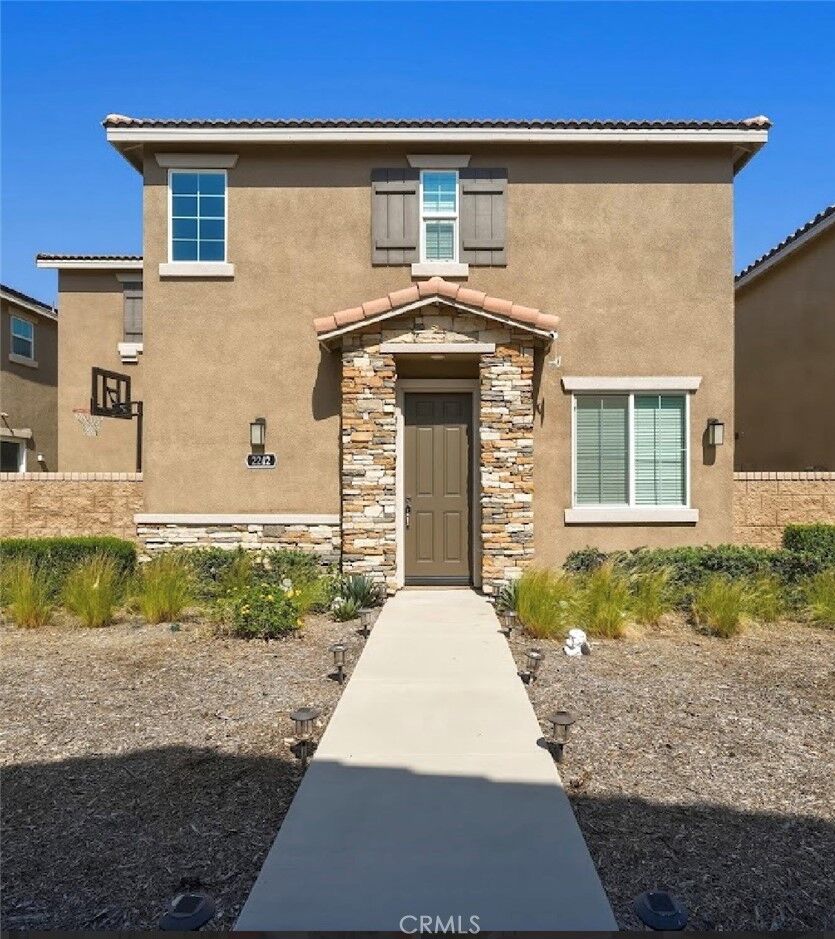 Property Photo:  2242 Autumn Court  CA 92571 