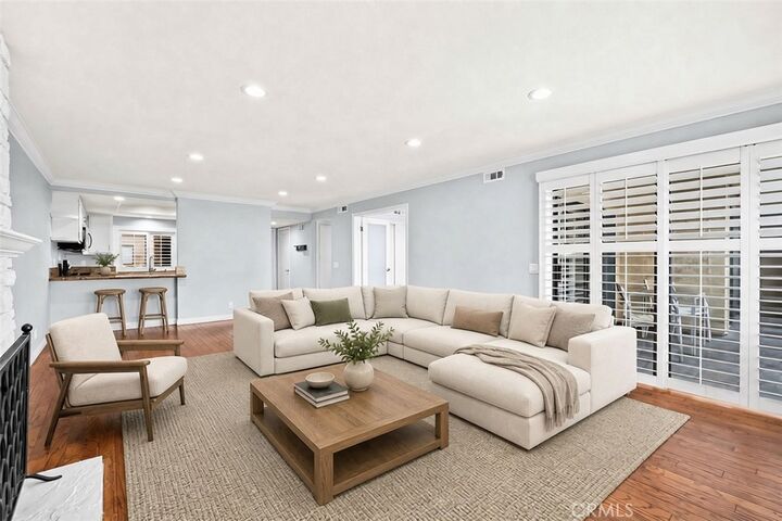 Property Photo:  2514 E Willow Street 105  CA 90755 
