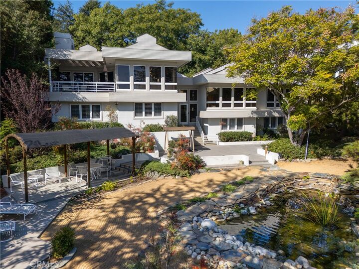 Property Photo:  31561 Peppertree Bend  CA 92675 