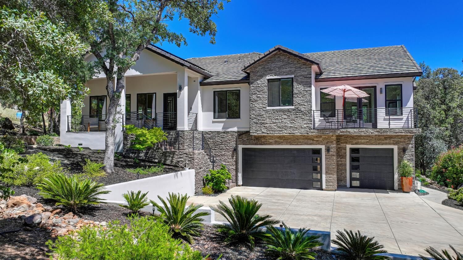 Property Photo:  720 Deerbrooke Trail  CA 95603 