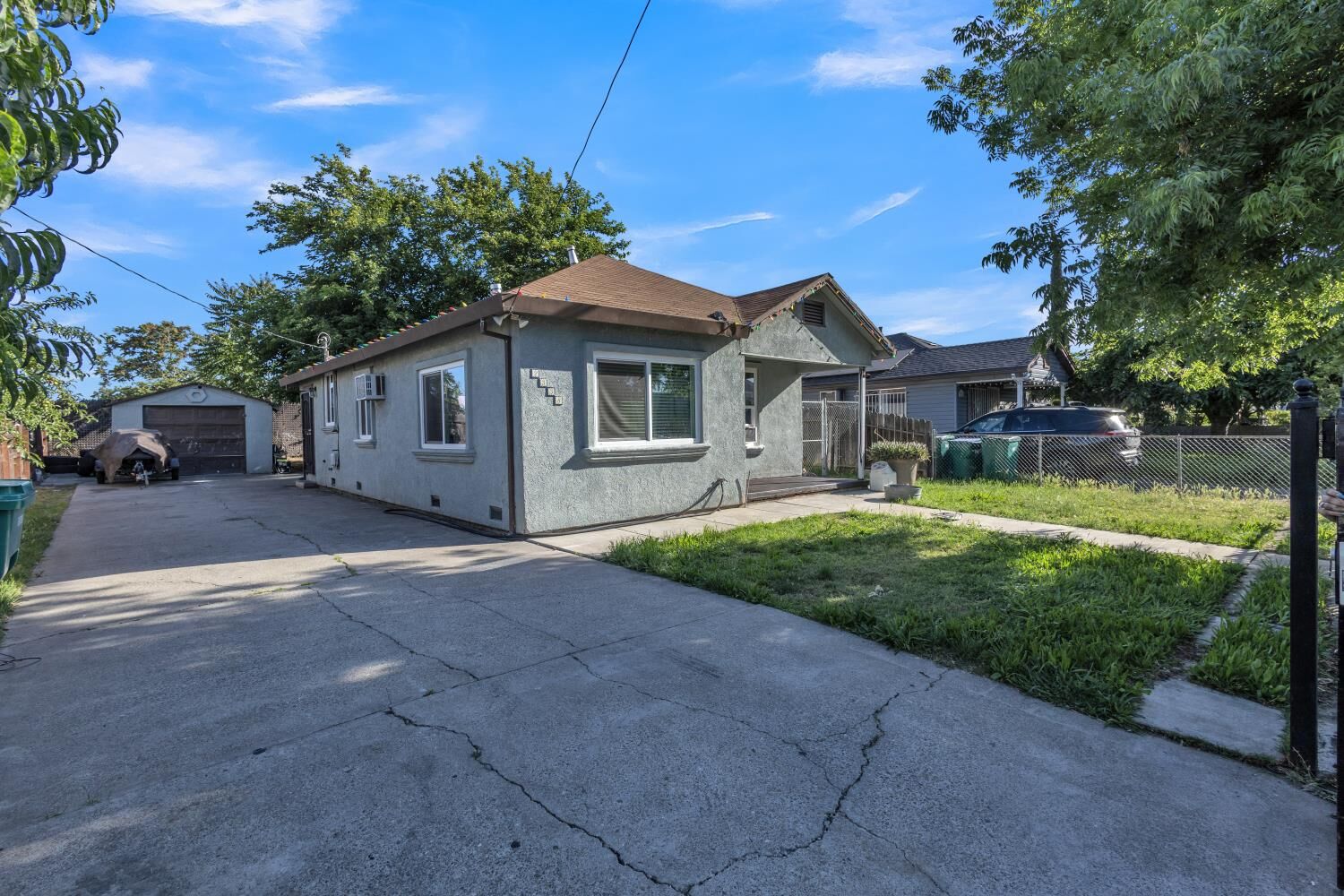 Property Photo:  2338 E Miner Avenue  CA 95205 
