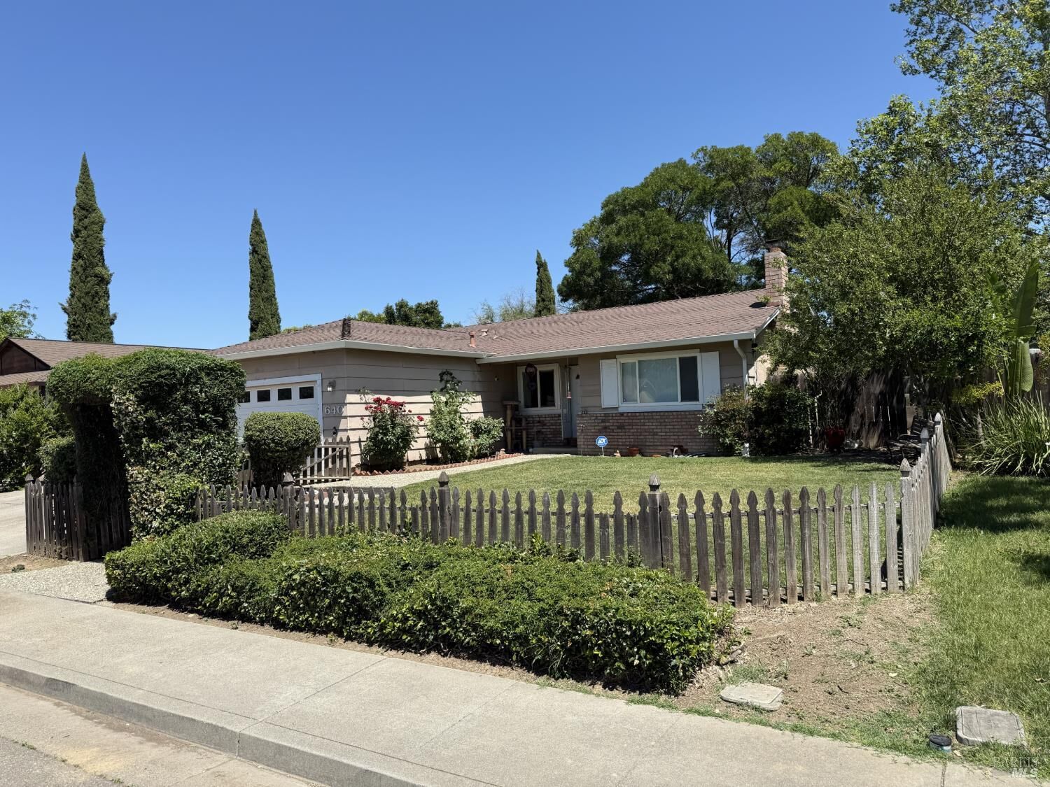 Property Photo:  640 E Creekside Circle  CA 95620 