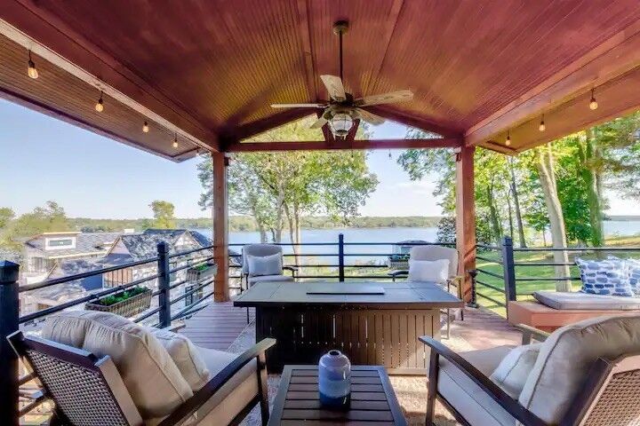 Property Photo:  9 Jones Cir  TN 37138 