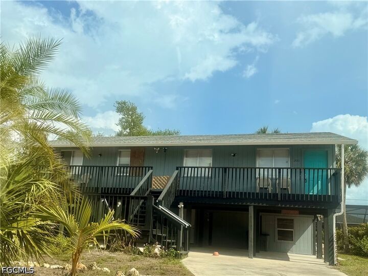 Property Photo:  200 Mid Island Drive  FL 33931 