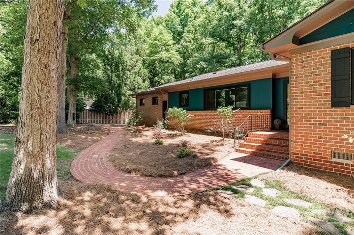 Property Photo: 145 Pendleton Drive GA 30606