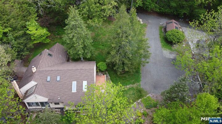 Property Photo:  534 Hamburg Turnpike  NJ 07480 