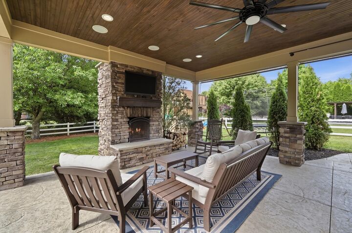 Property Photo:  2435 Preservation Way  KY 41042 