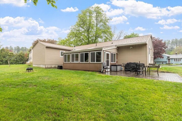 Property Photo:  18 Iceland Circle  NH 03431 