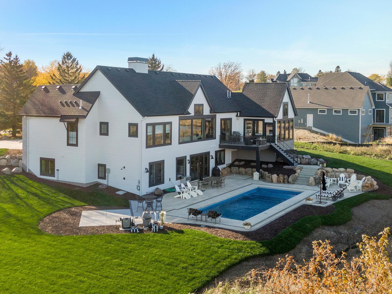 Property Photo:  730 Lakeview Parkway  MN 55364 