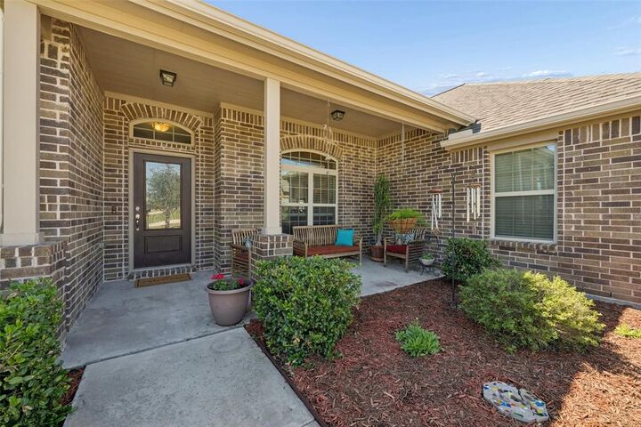 Property Photo:  2101 Nuehoff Drive  TX 75409 