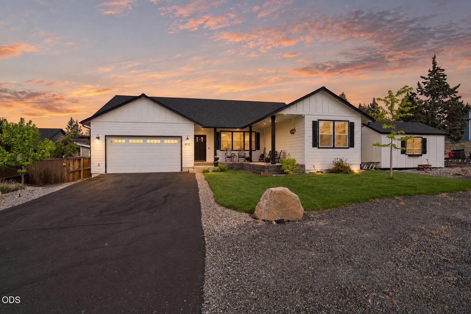 Property Photo:  4232 SW Umatilla Avenue  OR 97756 