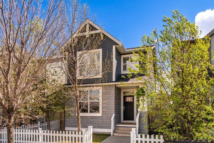 Property Photo:  1827 Reunion Boulevard NW  AB T4B 0J3 