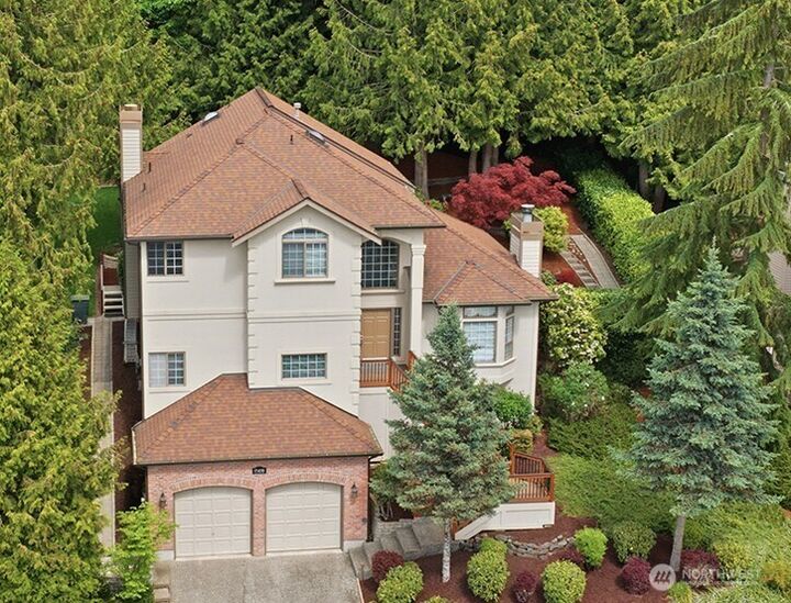 Property Photo:  15430 SE 67th Place  WA 98006 