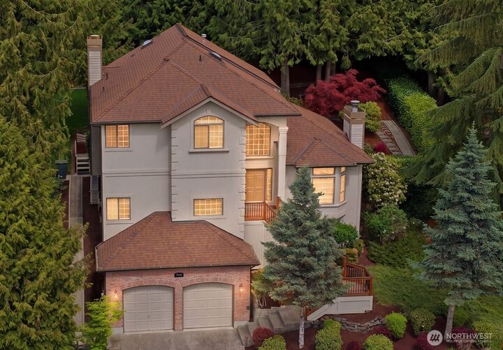 Property Photo: 15430 SE 67th Place WA 98006